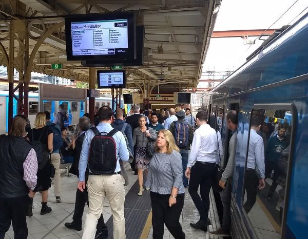 Frankston commuters.jpg