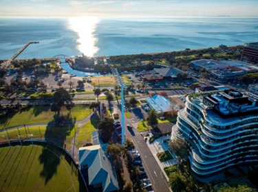 Frankston - Foreshore and Horizon Apartments